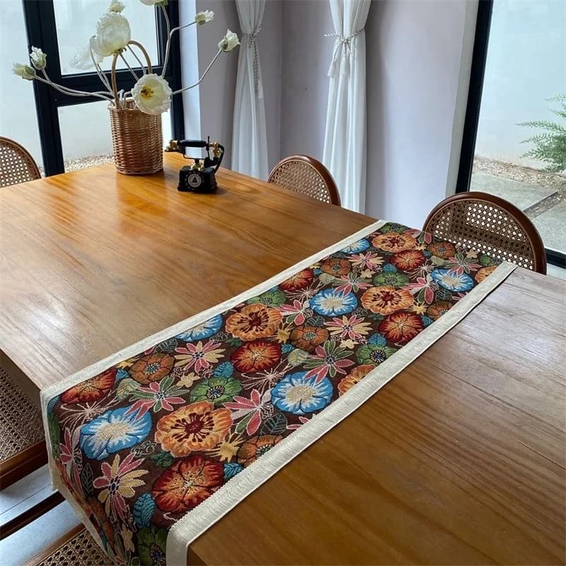 Chemin de table bohème en mélange de coton à imprimé floral