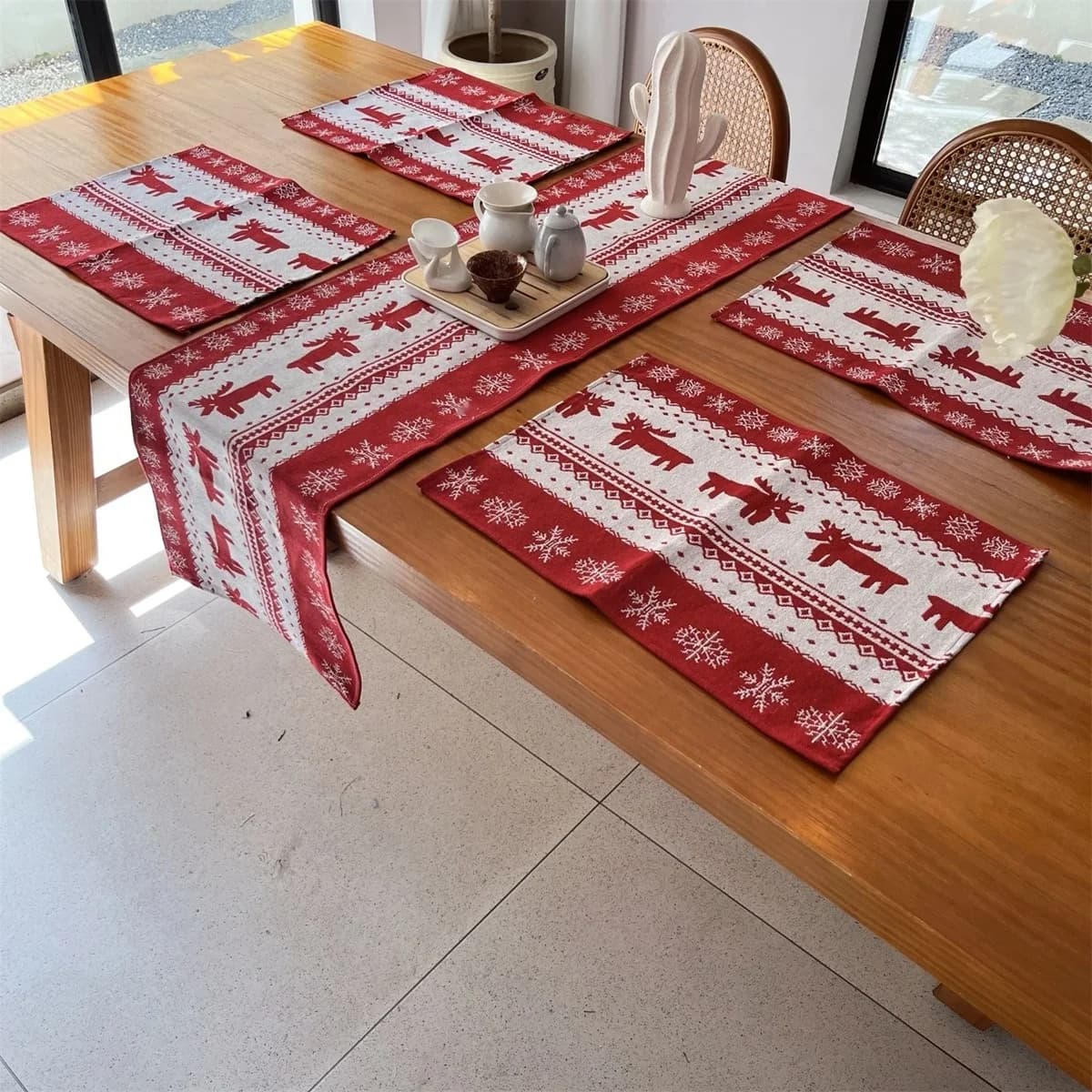 Ensemble chemin de table et sets de table Noël style nordique