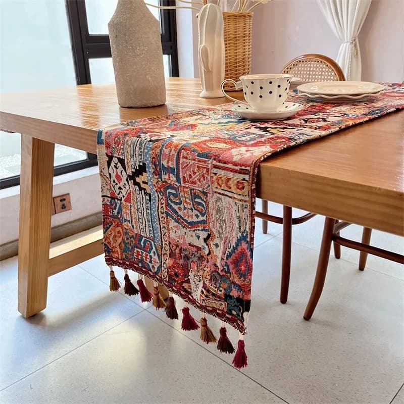 Chemin de table style ethnique bohème décor géométrique abstrait en mélange coton