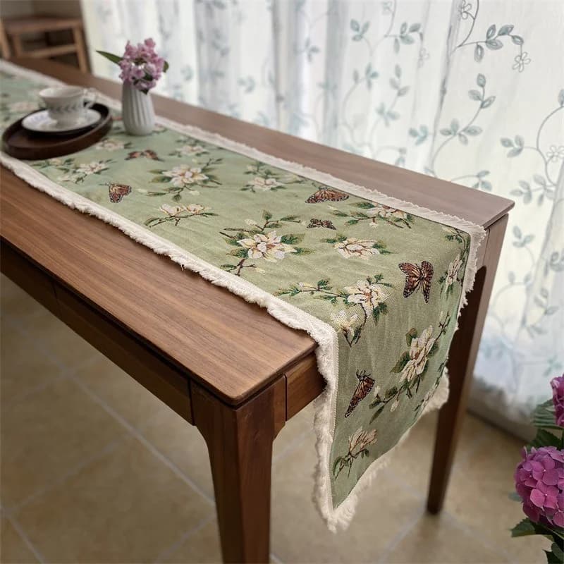 Chemin de table style campagnard américain en coton et lin avec pompons
