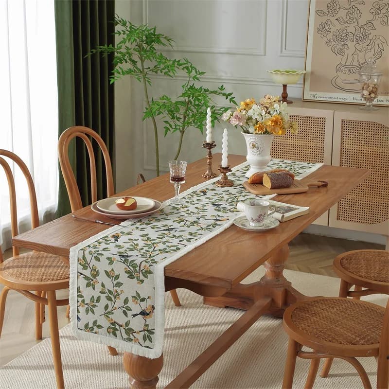 Chemin de table en jacquard, mélange coton, motif floral